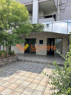 【エントランス】 | エスティーム・アン櫛原 | ゆとりのあるエントランスです