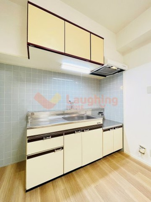 【キッチン】 | エスティーム・アン櫛原 | きれいなキッチンです