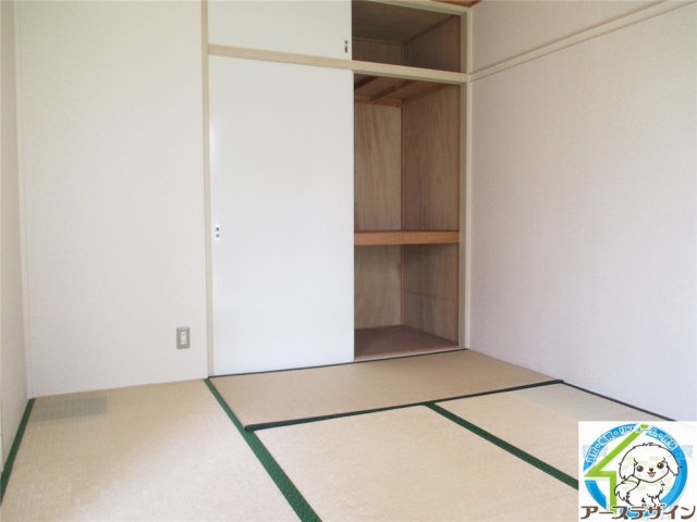 ハイツデアイの収納