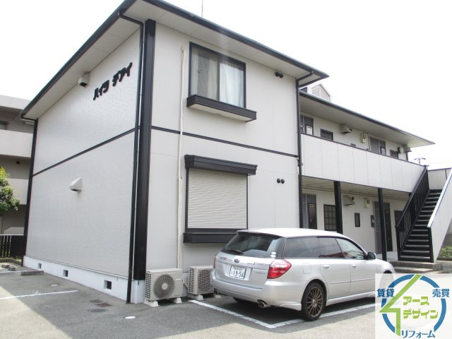 ハイツデアイの外観