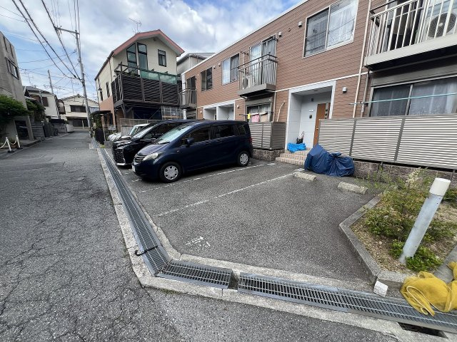 ベルホームの駐車場