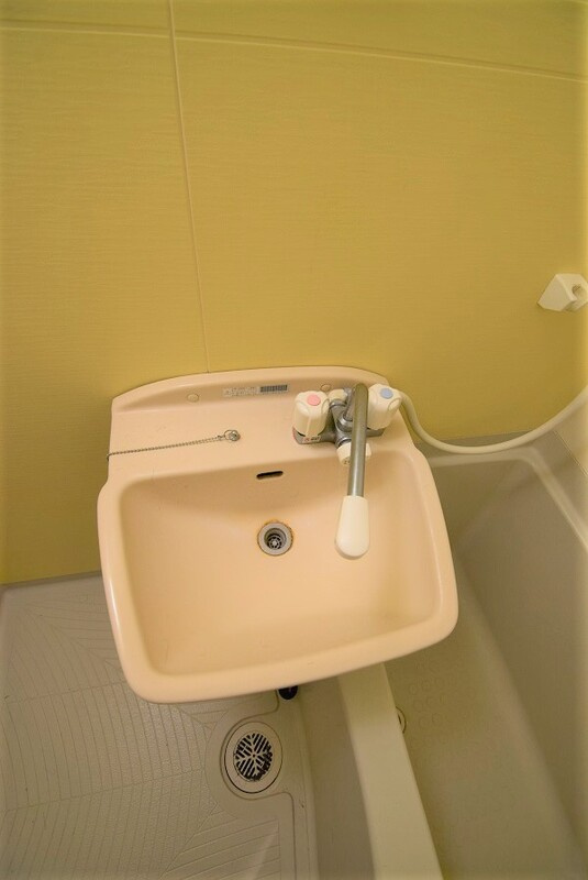 MELDIA新百合ヶ丘の洗面所|別部屋の参考写真です。