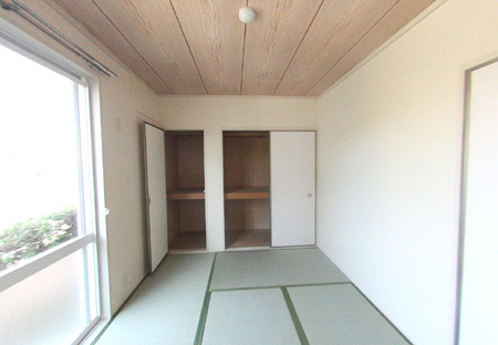 フレグランス川崎の収納|こまごまとしたものを収納できそうですね