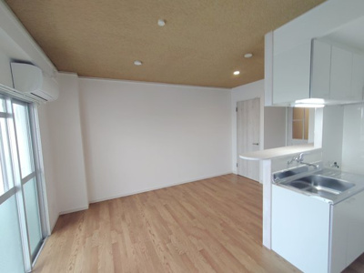 【居間・リビング】 | やまやの森