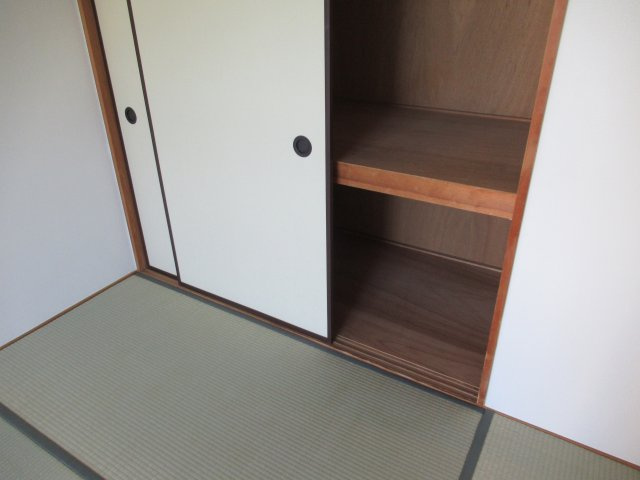 落合第２　３ＬＤＫの収納|便利な収納スペースです