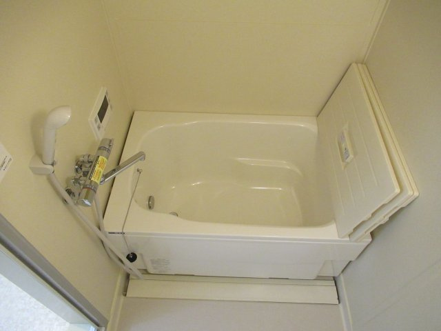 落合第２　３ＬＤＫの浴室|コンパクトで使いやすいお風呂です