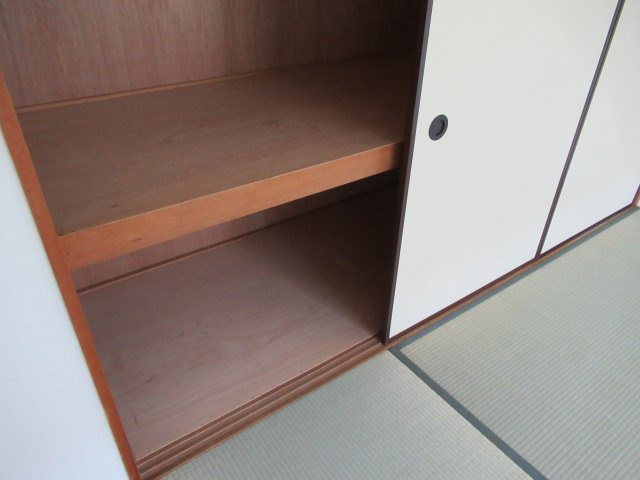 落合第２　３ＬＤＫの収納|小物を収納するのに便利です