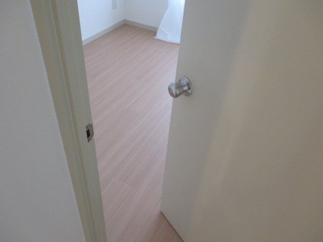 落合第２　３ＬＤＫの洋室