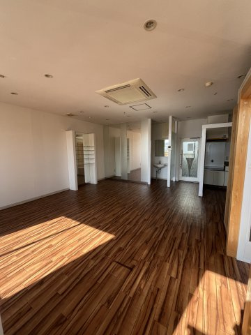 恵那市長島町店舗