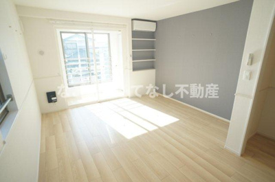 【寝室】 | ヴィラ・ミレニアムⅢ | ※写真は別号室