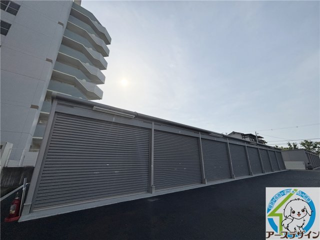 アースガレージ清水Ⅳの外観