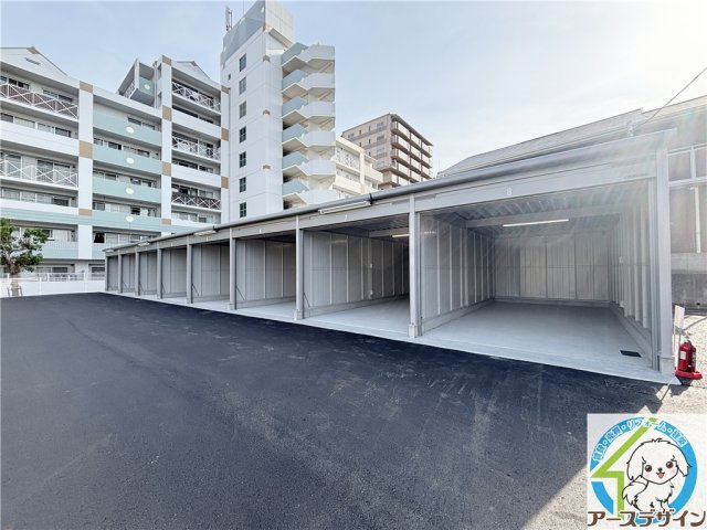 アースガレージ清水Ⅳの外観