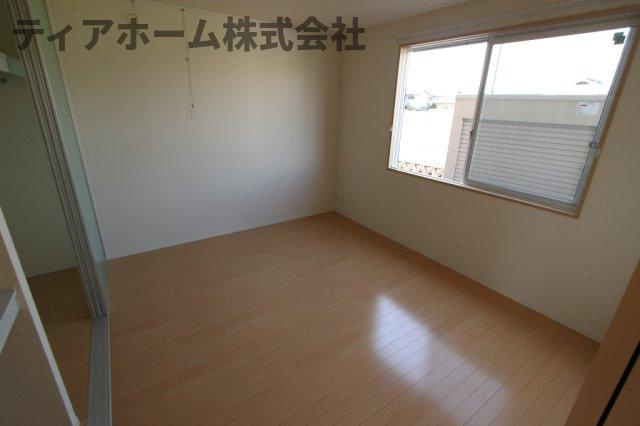 シャーメゾン秋山Aの洋室