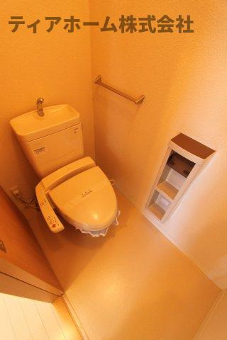 シャーメゾン秋山Aのトイレ