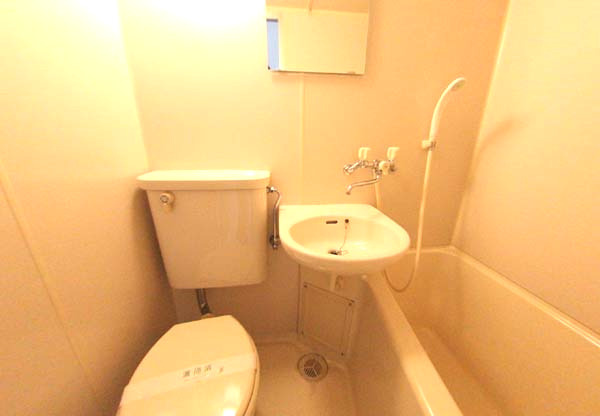 エースハイツのトイレ|落ち着いたトイレです