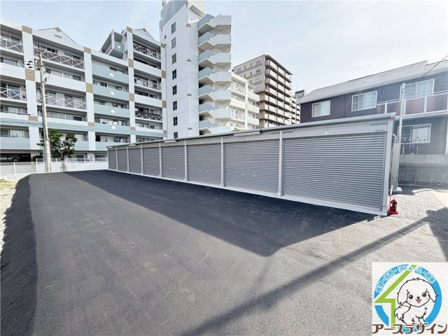 アースガレージ清水Ⅳの外観