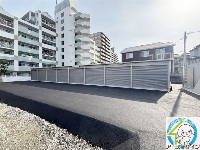 アースガレージ清水Ⅳの外観