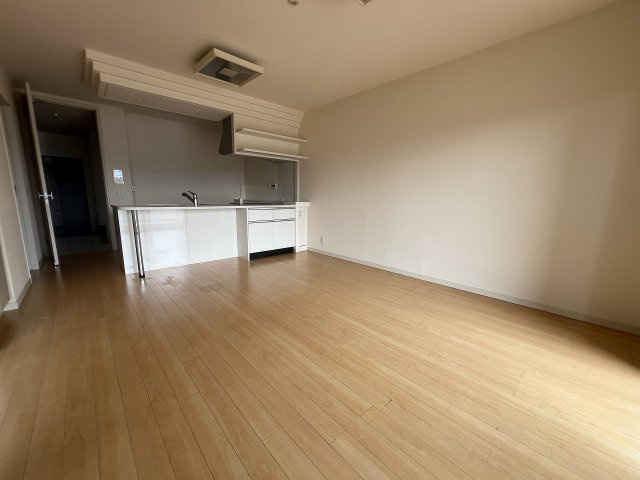 【居間・リビング】 | リヴィエールソフィア日明