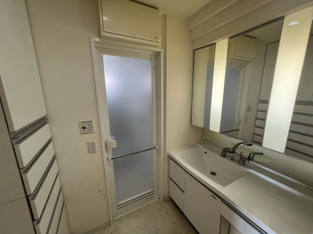 【洗面所】 | リヴィエールソフィア日明