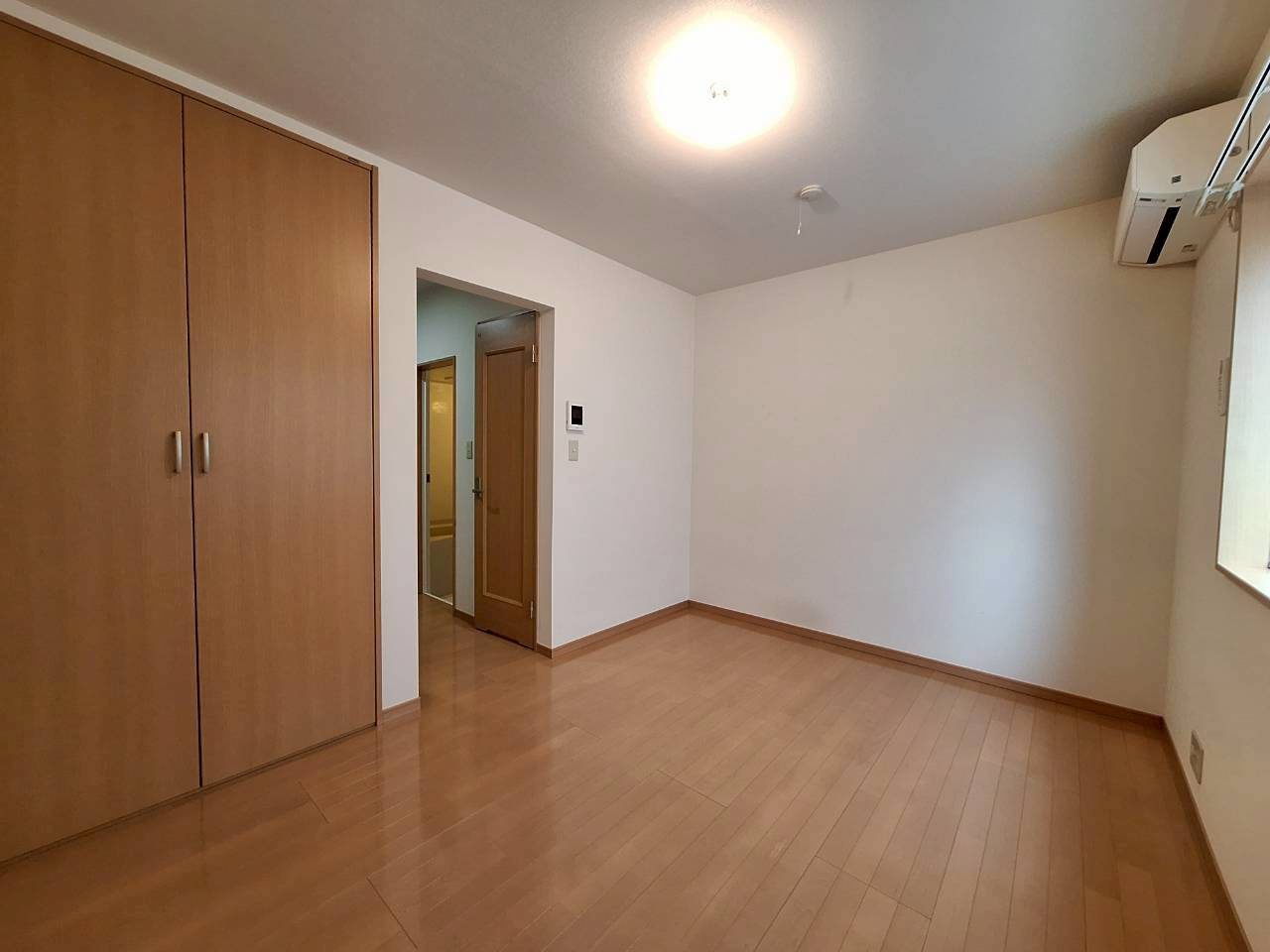 チェリーメゾン西ヶ原の洋室