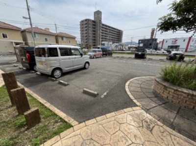 【駐車場】 | ヴァン・カルチェB