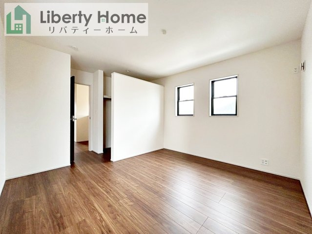 ひたちなか市東石川第13　新築戸建　5号棟の洋室