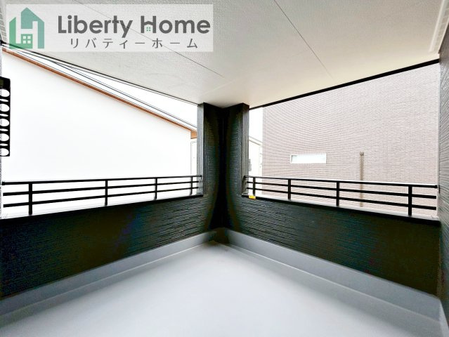 ひたちなか市東石川第13　新築戸建　5号棟のバルコニー