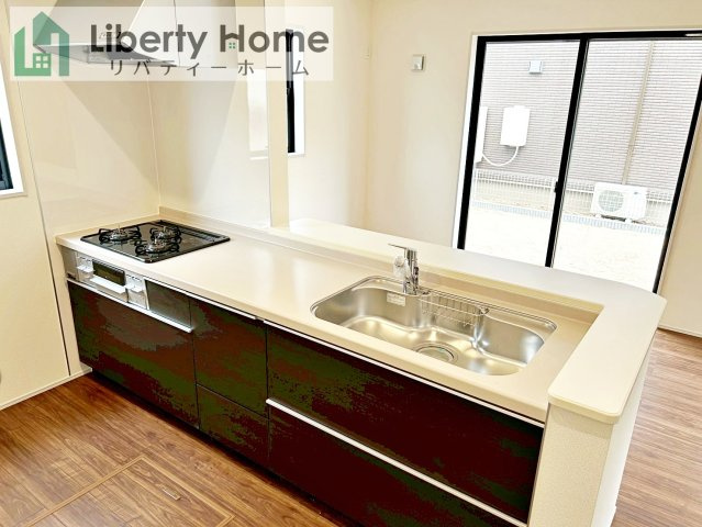 ひたちなか市東石川第13　新築戸建　5号棟のキッチン