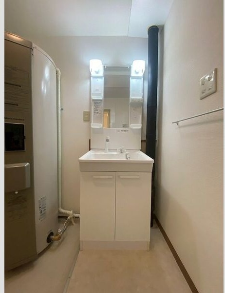 千里山アカシヤハイツの洗面所