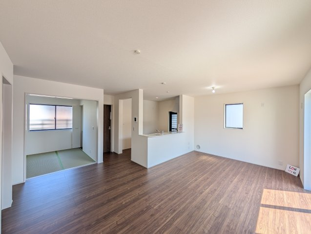 【居間・リビング】 | リーブルガーデン.S前橋市富士見町小沢ー③