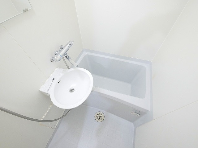 レオパレスＨａｌｆ　Ｍｏｏｎの浴室