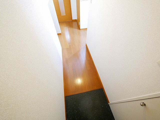 レオパレスＨａｌｆ　Ｍｏｏｎの玄関