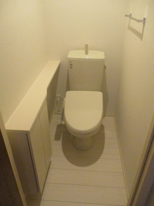 エスアイメゾンのトイレ|嬉しい温水洗浄便座付き♪