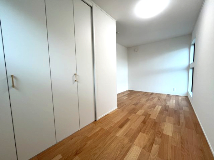 仲介手数料不要！東根市神町東三丁目A棟の洋室|洋室①