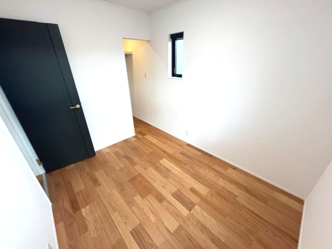 仲介手数料不要！東根市神町東三丁目A棟の洋室|洋室③