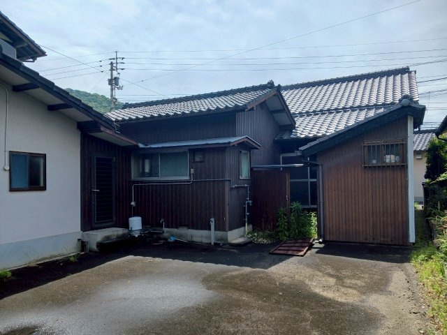 丸亀市土器町東９丁目　売土地の外観|建物は解体してお引渡し致します