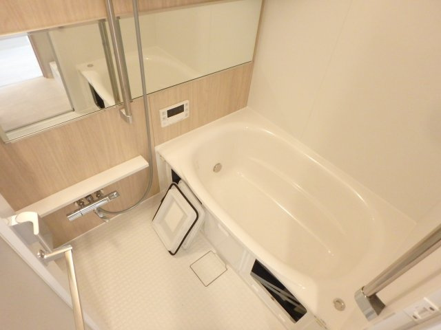 【浴室】シーズンフラッツ青葉通一番町