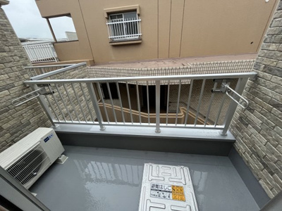 【バルコニー】 | メディオリヴェール春日 | 別号室の写真になります。現況優先。