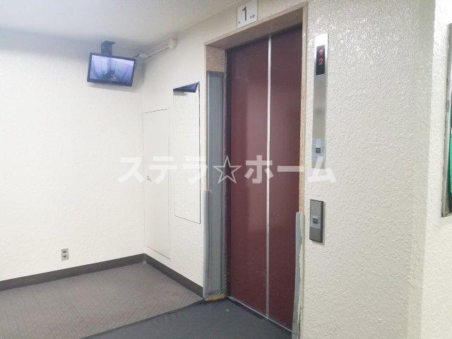 クローバーハイツ森小路1号棟のその他|エレベーター