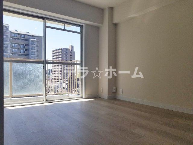 クローバーハイツ森小路1号棟の洋室|コンパクトで使いやすい洋室です