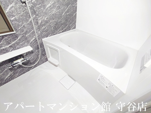 フォンテーヌ春日の玄関|その他