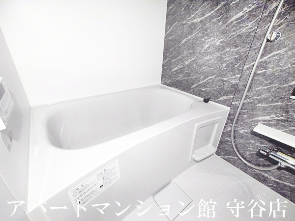 フォンテーヌ春日の玄関|その他