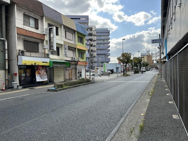 中安井町店舗付き住宅