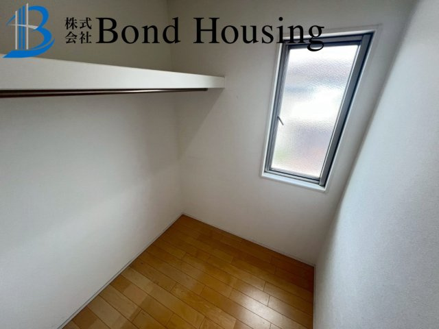 駐車スペース並列２台完備　玉津町今津　中古戸建のその他