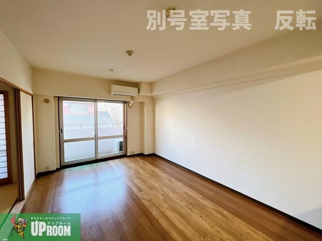 王子ホームズ春日井の居間・リビング