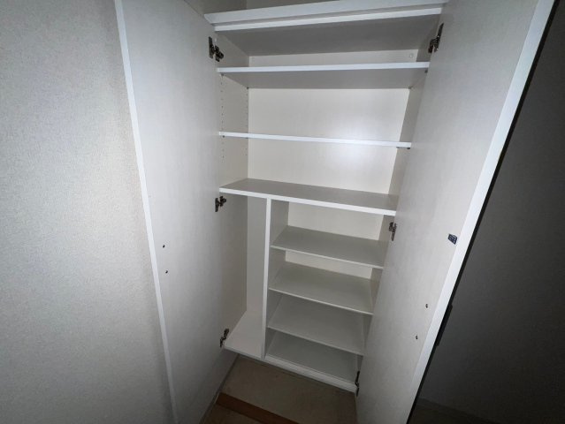 クレールメゾン向丘の収納