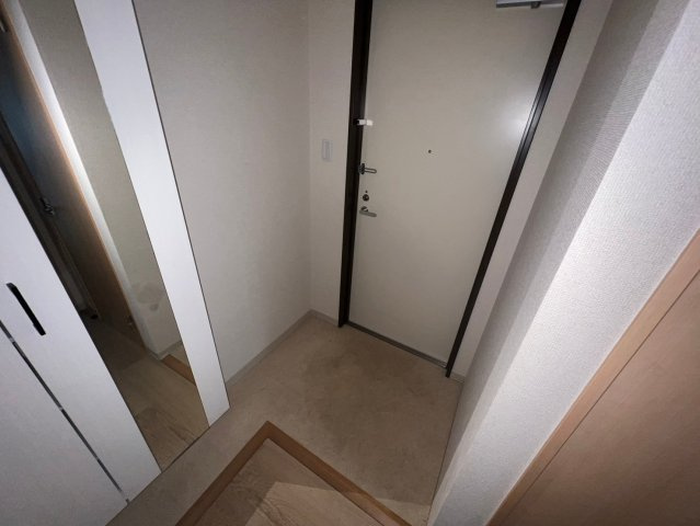 クレールメゾン向丘の玄関