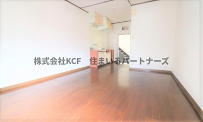 【寝室】 | シャンタルII | 使いやすいリビングです