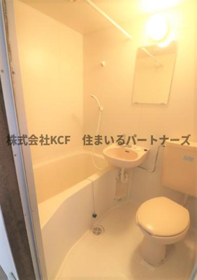 【浴室】 | シャンタルII | コンパクトで使いやすいお風呂です