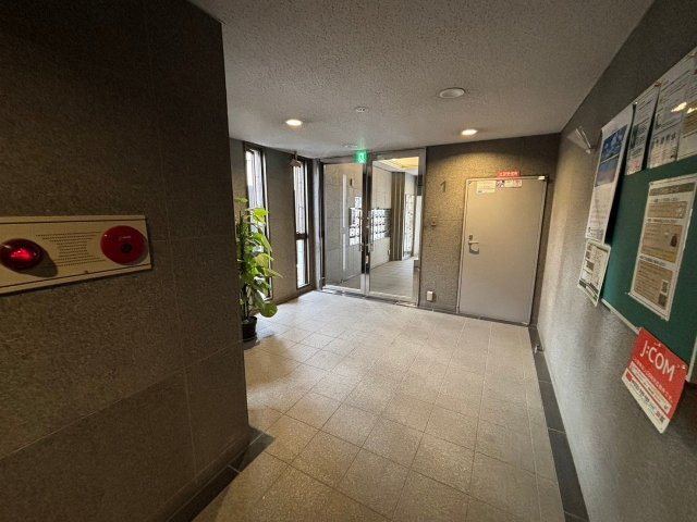 シャルマン新大阪のロビー